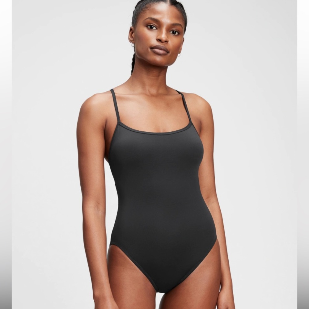 NWT Gap one piece swimsuit
